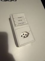 KNX Haussteuerung Taster mit Steckdose 