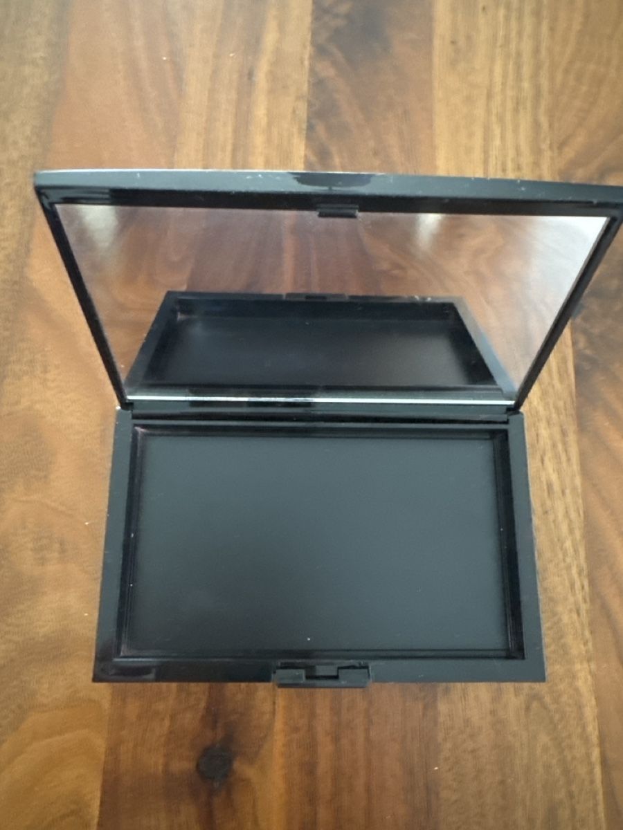 Artdeco Make-up: Artdeco Magnetbox – Usato da Unterseen venduto da Zurbi 2