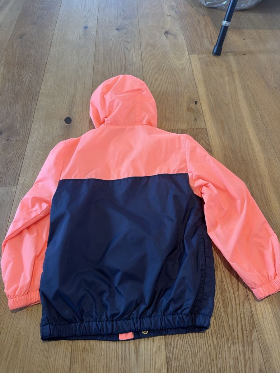 Oshkosh Giacche: OshKosh Windjacke Grösse 130-137cm – Nuovo e nell'imballaggio originale da Düdingen venduto da Jensternli 2