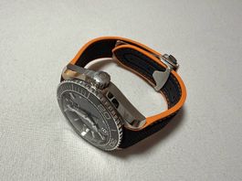 SEAMASTER PLANET OCEAN 600M 43,5 mm mit zwei Bändern