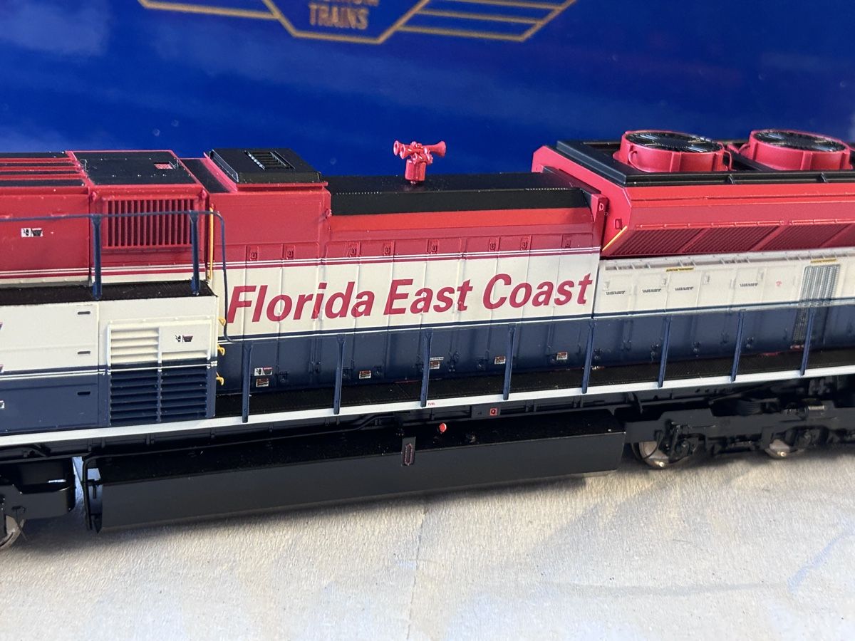 Athearn Modelleisenbahnen: SD70M-2 FEC #107 – Neu (gemäss Beschreibung) aus Leuzigen von pierrot-ho 3