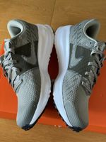 Nike Laufschuhe grau EUR 40 Nagelneu 
