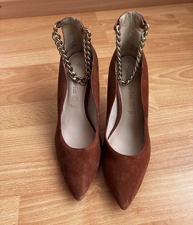 Scarpe da donna: Pumps der Marke Tamaris Gr 39 – Usato da Weinfelden venduto da Irishtinker 2