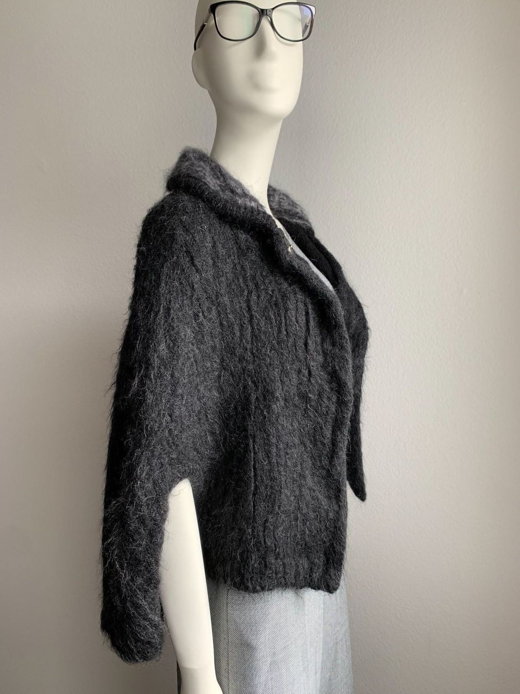 Prada Cappotti: Prada Poncho – Nuovo (secondo la descrizione) da Winterthur venduto da 19.19 5