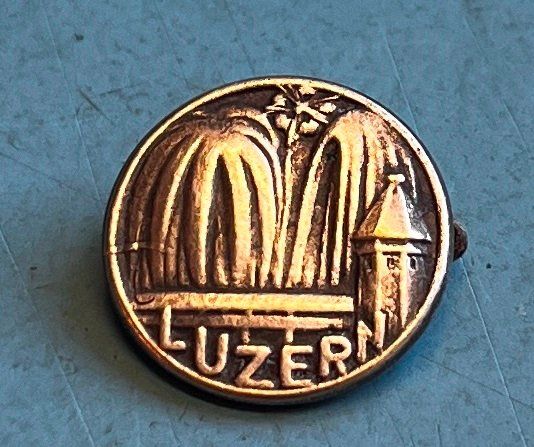 Placchette & Badge: Altes Luzerner Abzeichen, Seenachtsfest Luzern – Usato da Obernau venduto da Wgnom