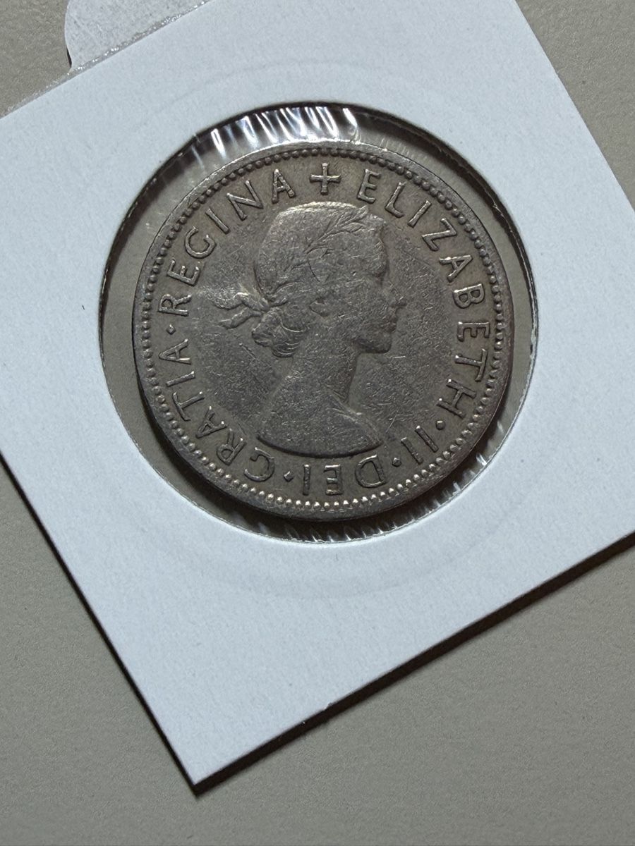 Alle Münzen: GB - 2 shilling - 1956 - Elisabeth 2 – Gebraucht aus Payerne von Mike1682 1