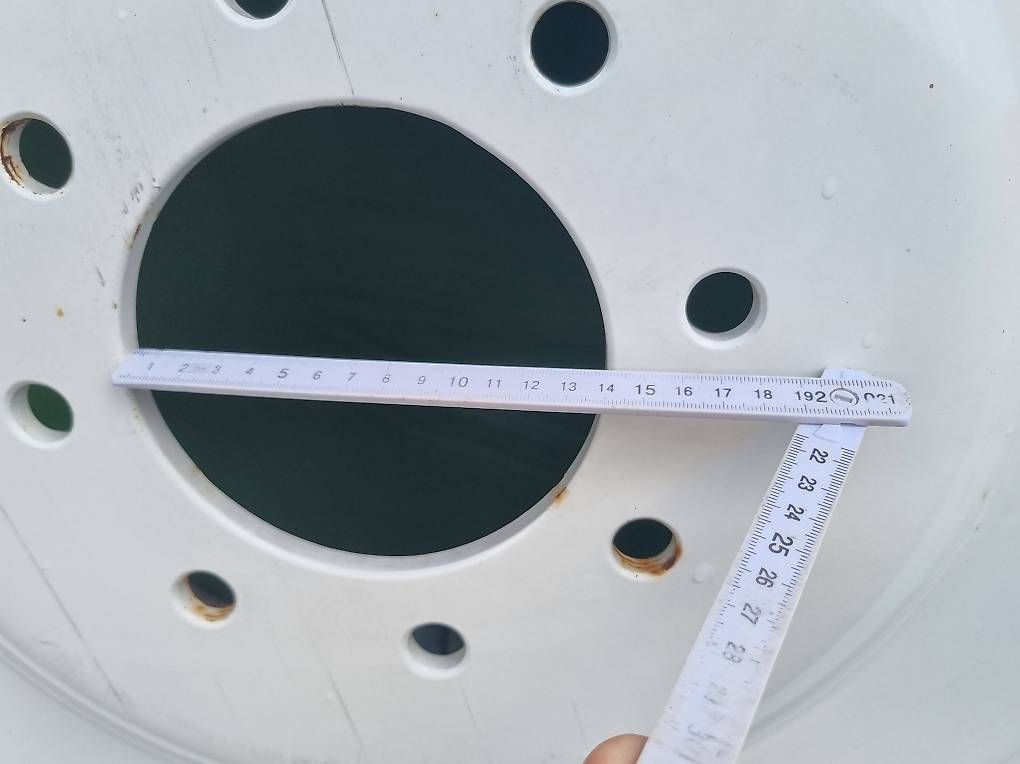 Pneus & Roues: Doppel- oder Pflegerad  – D'occasion à Therwil par 65er 3