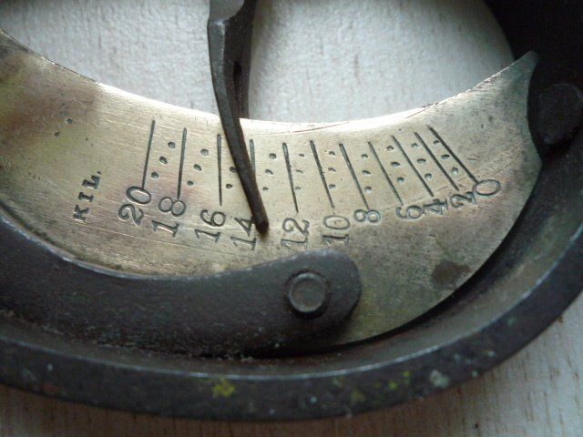 Bilance e pesi: Ancienne balance - Alte Waage – Usato da Cortaillod venduto da Matteo18 1