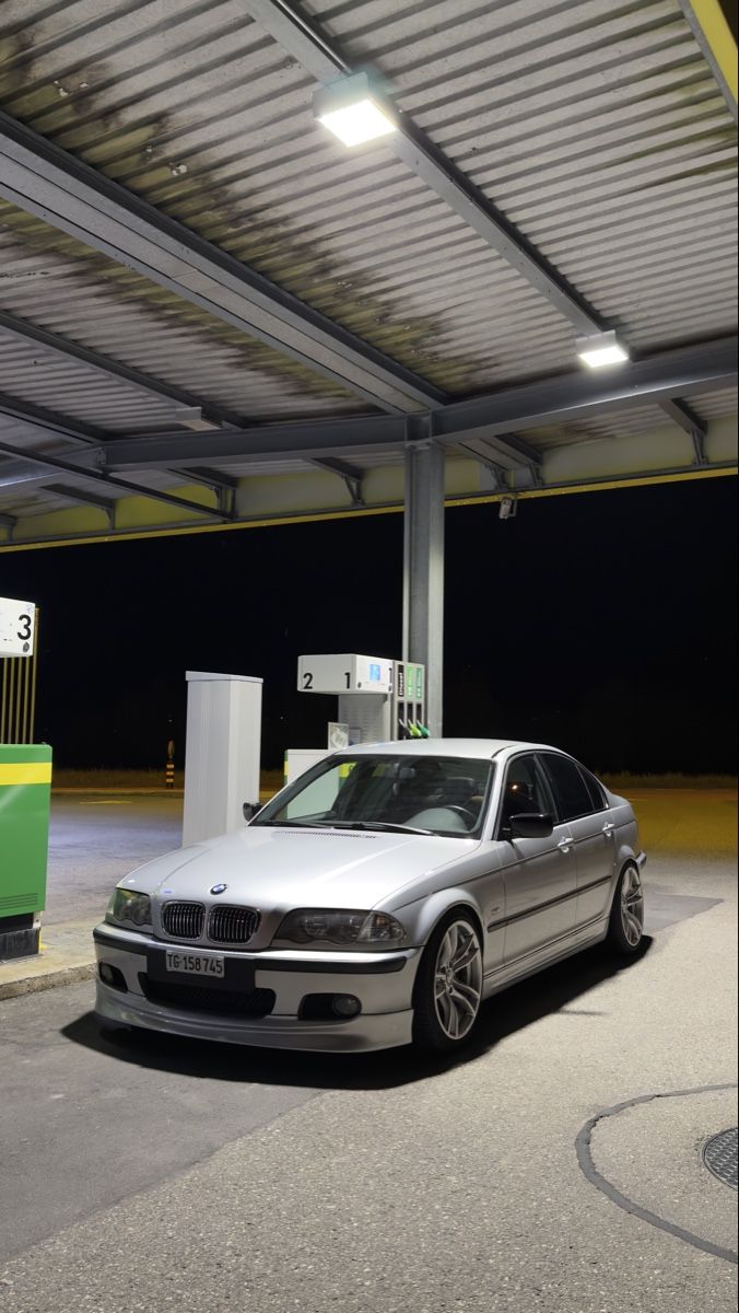 BMW Automobili: BMW E46 330i Limousine Handschalter – Usato da Felben-Wellhausen venduto da rxdrigo52 1