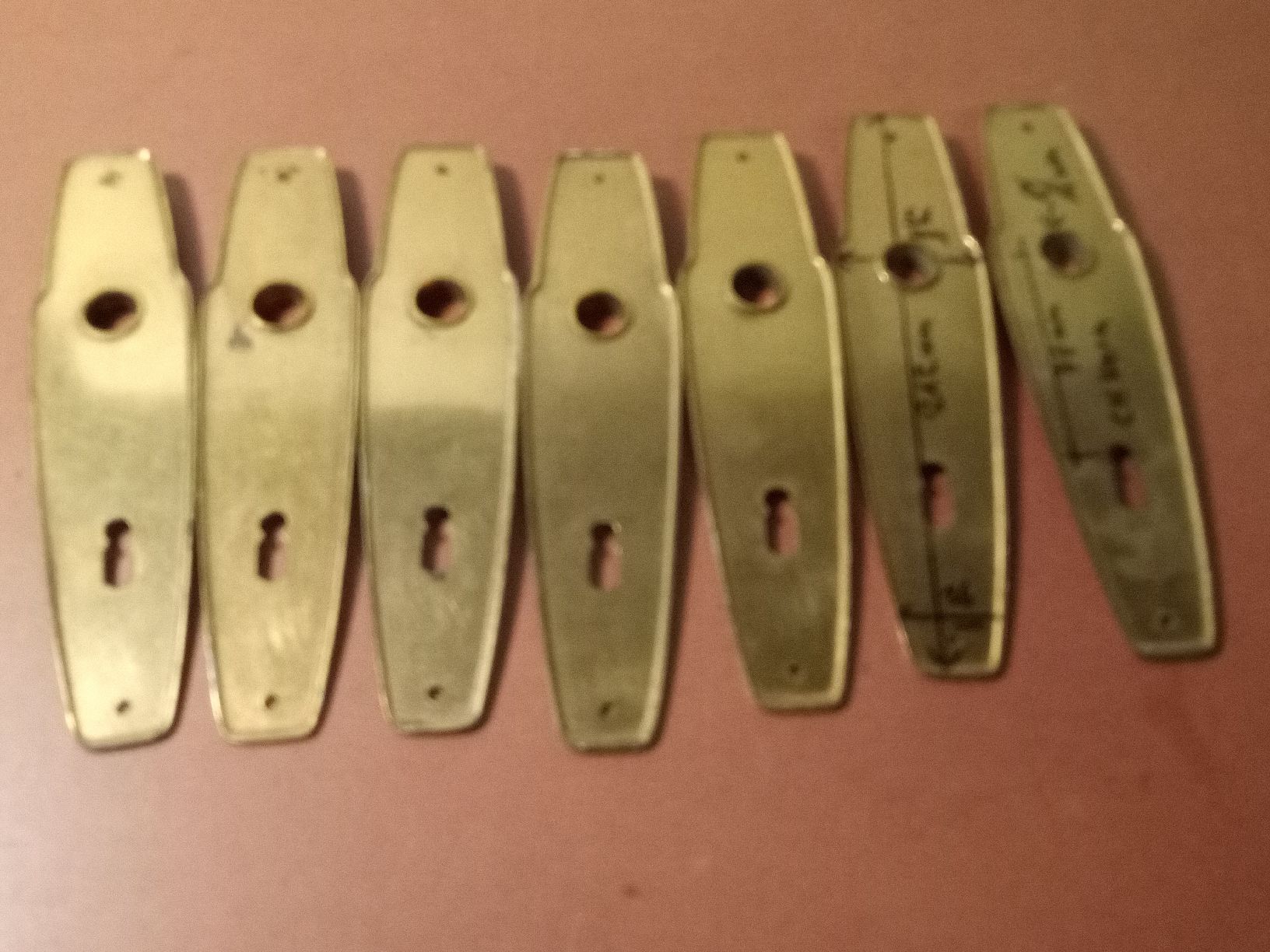 Ferramenta: 8 Türlangschilder in Messing – Usato da basel venduto da markusb07 5
