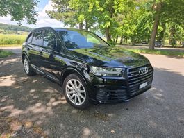 Audi Q7 3.0 TDI S-LINE