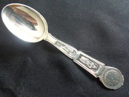 * TRES JOLIE CUILLERE EN ARGENT 800 COMME NEUF