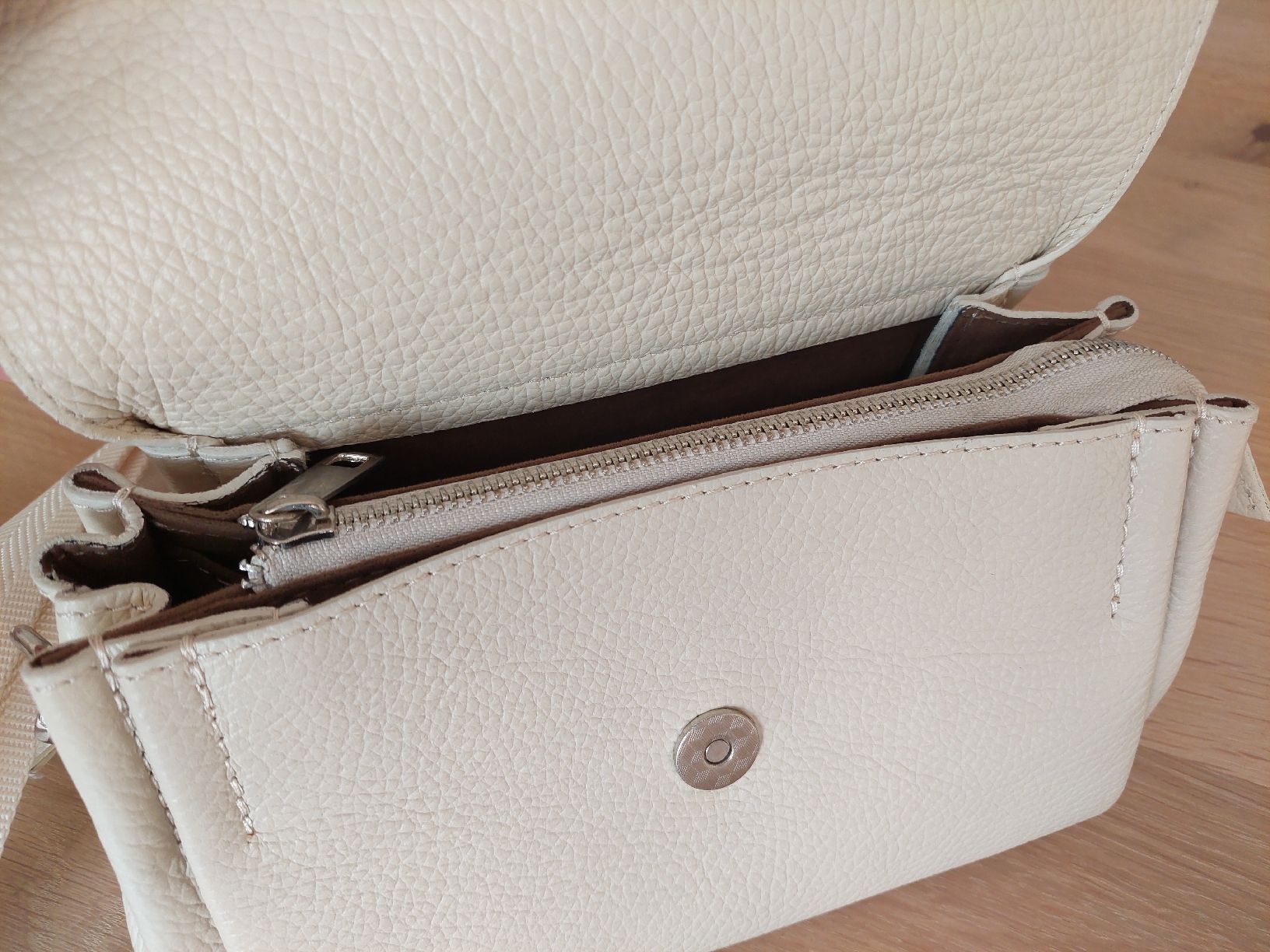 Borse da donna: Leder Tasche cream – Nuovo (secondo la descrizione) da Flurlingen venduto da Atea8 3