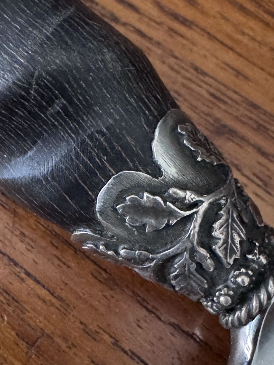 Solingen Posate: Couteau JS Solingen corne avec fourreau et décor argent – Usato da Vésenaz venduto da Angela.C3 5
