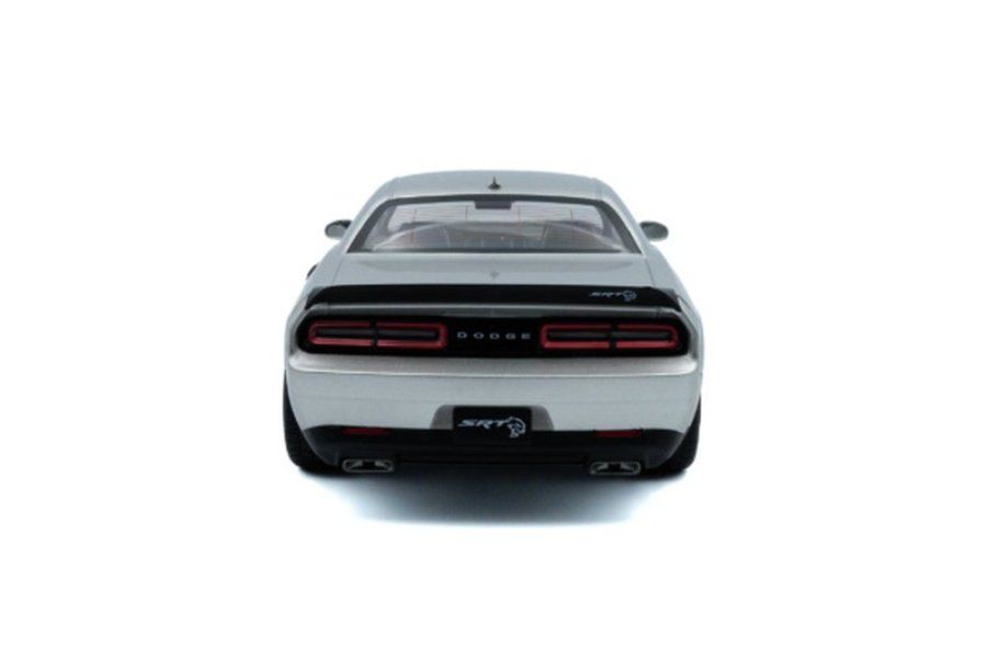 Dodge Modellautos: Dodge Challenger SRT Hellcat Redeye Widebody 2023 silber – Neu und originalverpackt aus Gerlafingen von espero88 6
