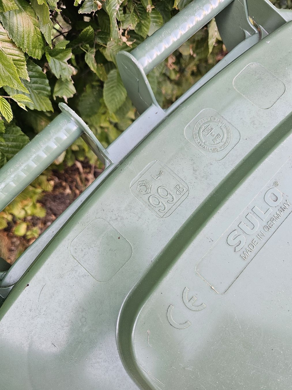 Altro per Ufficio & Commercio: Grüngutcontainer – 240L – Usato da Seuzach venduto da hwulf 2