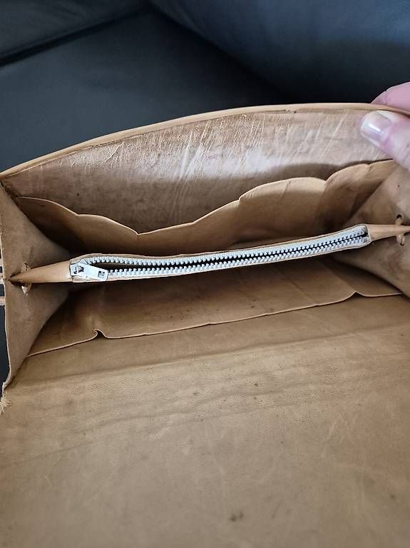 Sacs femmes: Schlangenleder Tasche echt Boaleder – D'occasion à Buchrain par chrigebrunner 1