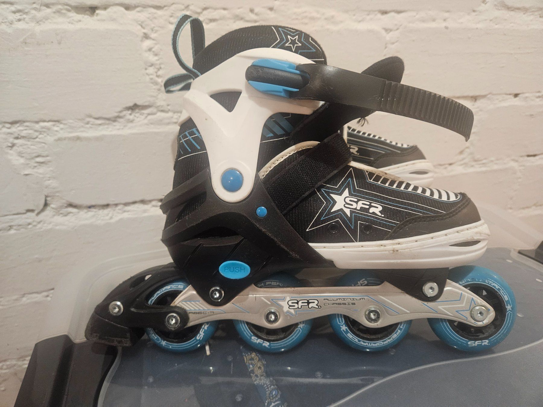Pattini in linea & Pattini a rotelle: Inlineskates die mitwachsen Gr. 35,5-39,5 – Usato da Obergösgen venduto da sandruschka01 1