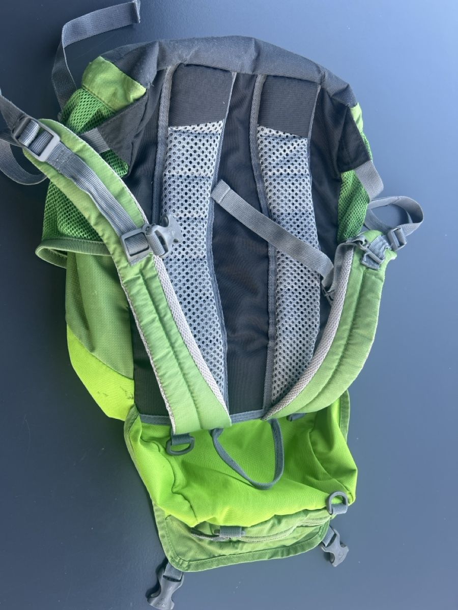 Deuter Borse & Zaini: Deuter Junior Rucksack – Usato da Zofingen venduto da energystar 2