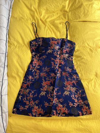 Mini Robe Réalisation 100% soie taille XS/ S imprimé floral