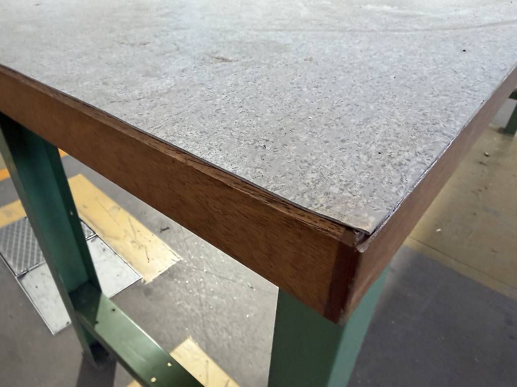 Lista Banchi da lavoro: Lista Werkbank 250x80x90cm – Usato da Necker venduto da liq24 3