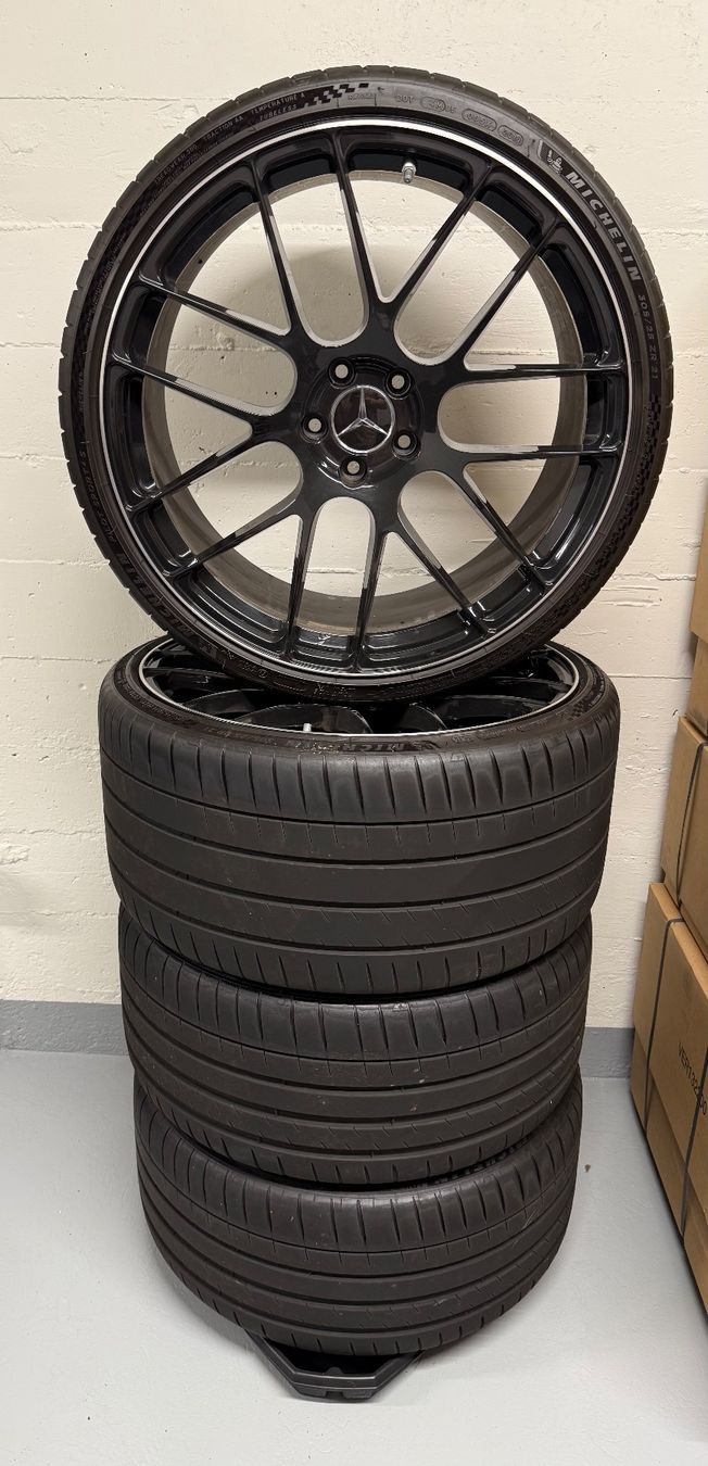 Mercedes-Benz Pneus & Roues: C63s Kompletträder – D'occasion à Lausen par Rocar_GmbH