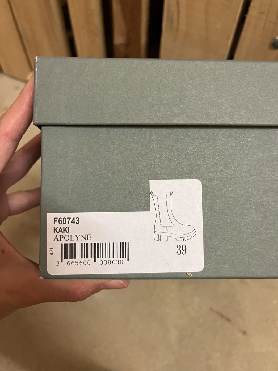 Damenschuhe: Bottines/boots Minelli kaki, cuir, taille 39 – Neu (gemäss Beschreibung) aus Hauterive NE von Lipal 7