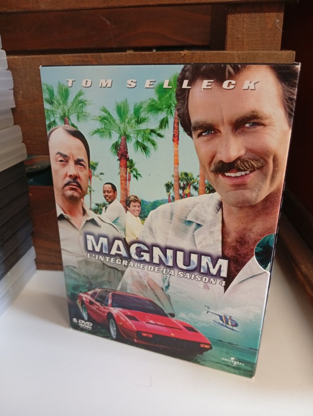 Tutti i DVDs: Magnum saison 4 – Usato da Perrefitte venduto da 36B