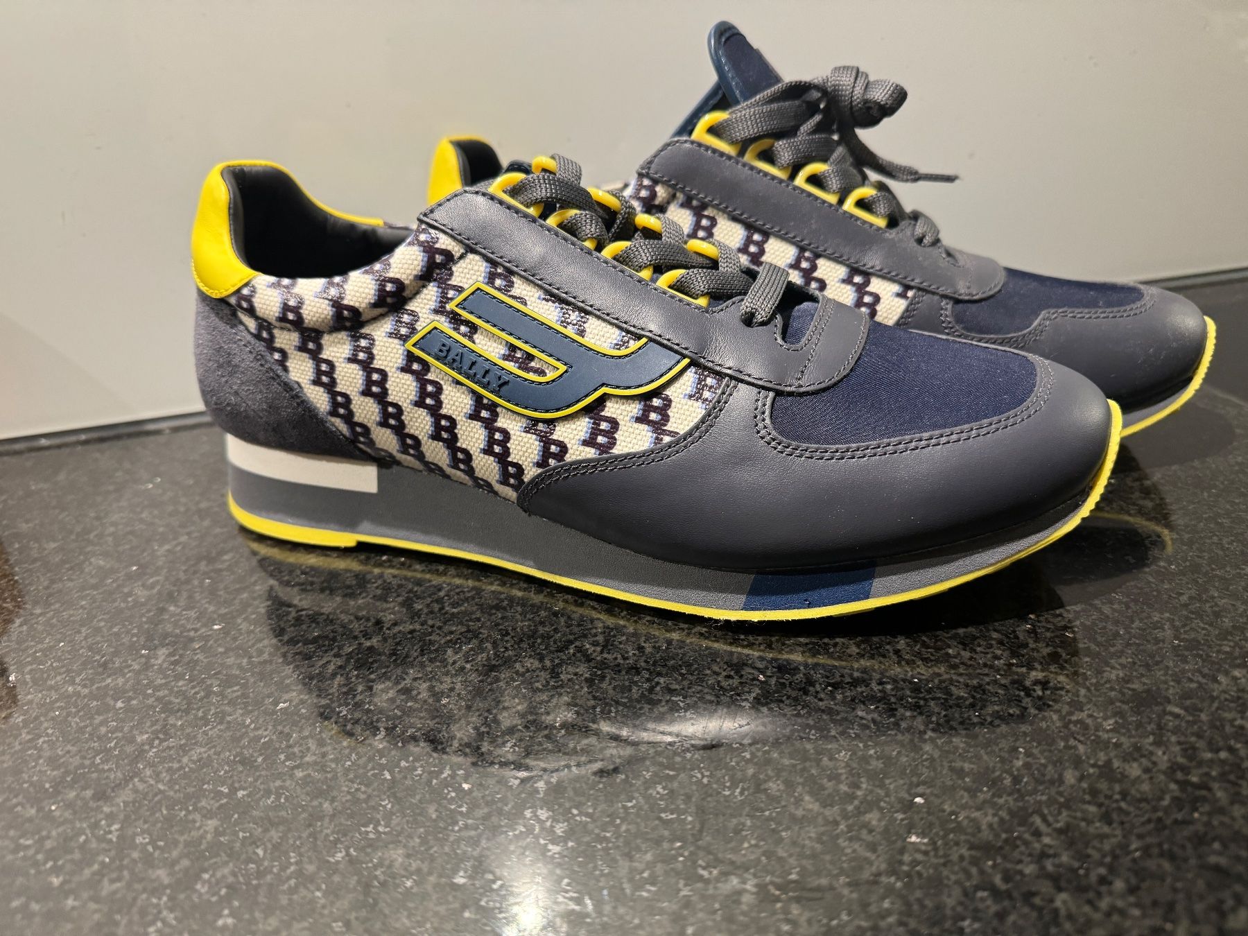 Bally Scarpe da uomo: Bally Sneaker galaxy Gr 42 – Nuovo e nell'imballaggio originale da Volketswil venduto da praxis12 3