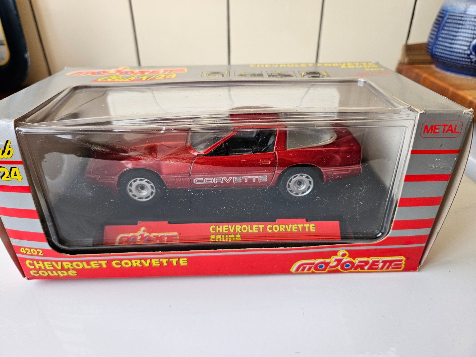 Majorette Modellini d'auto: Chevrolet Corvette C4 1/24 Majorette – Usato da Genève venduto da show88 3