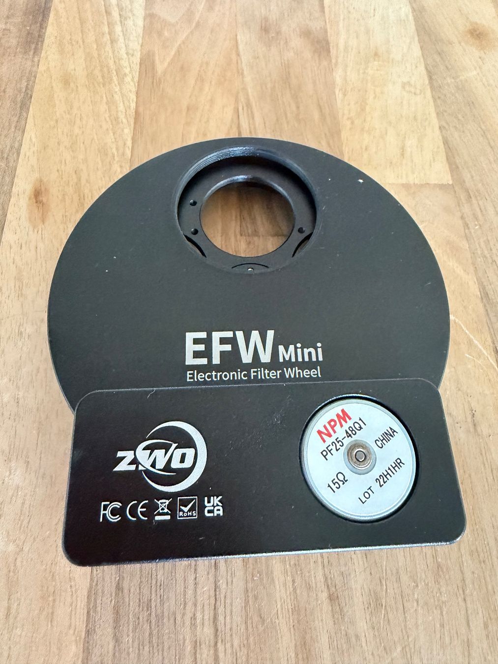 Zwo Télescopes: ZWO EFW Mini Filterrad 5 Positionen – D'occasion à Zürich par t33k4