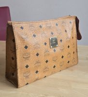 Mcm Nécessaire Poche Toilette Medium Heritage Cognac Canvas.