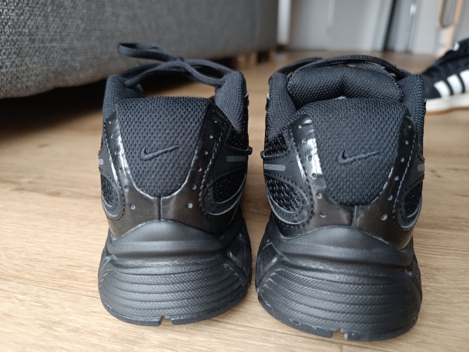 Nike Scarpe da uomo: Nike rnr V5 – Nuovo (secondo la descrizione) da Laupen ZH venduto da bia_bx9c 2