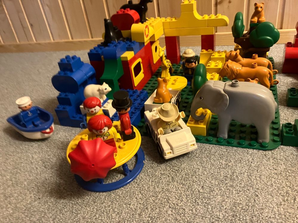 Grosser LEGO Duplo Zoo & Zirkus mit Tieren & Figuren 3
