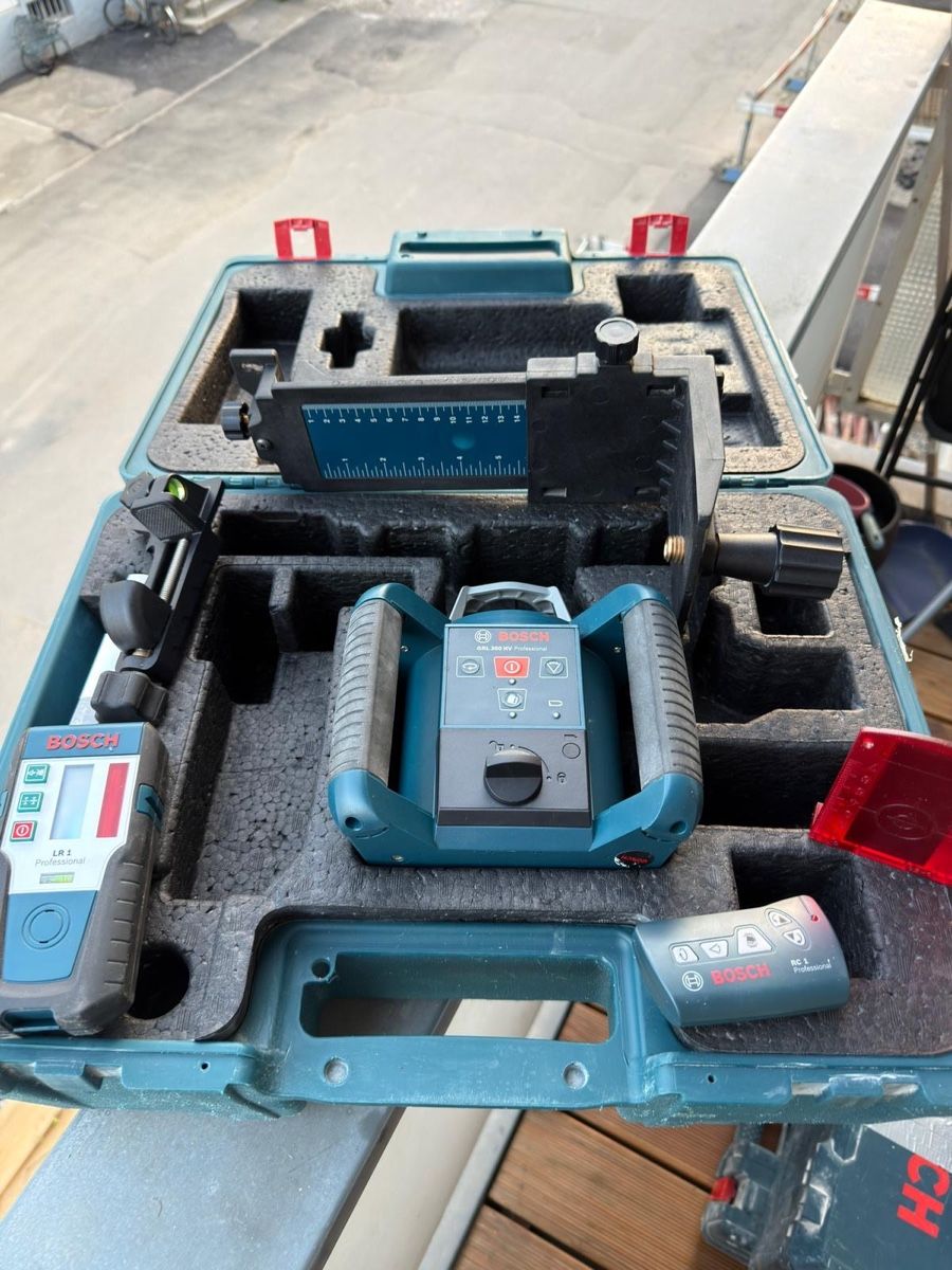 Bosch Misurare: Bosch Professional Laser Level GRL 300 HV Complete Set – Usato da Basel venduto da zor_2vxp 3