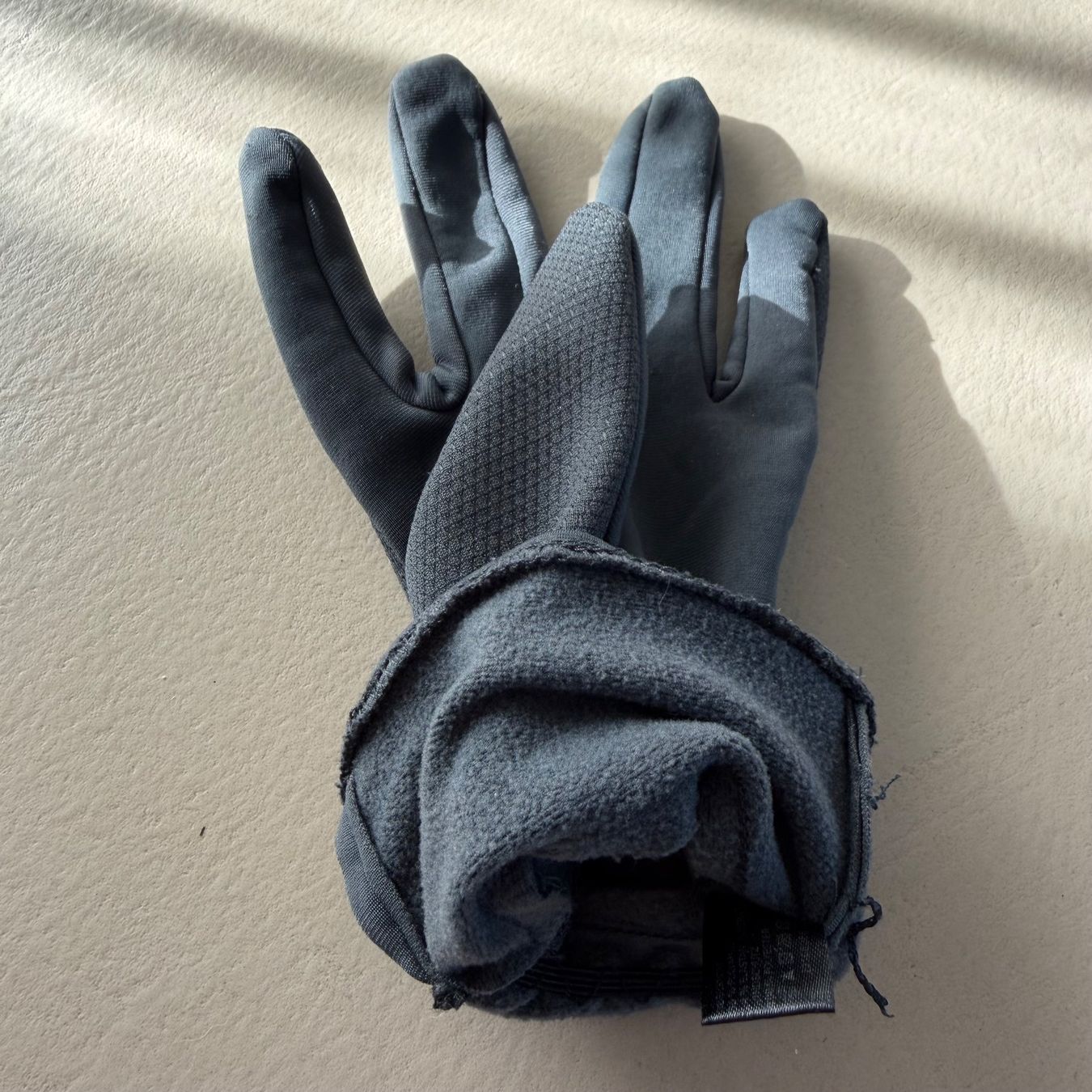 Handschuhe & Handstulpen: CRANE Handschuhe 🩶 – Gebraucht aus zürich von vintage12 4