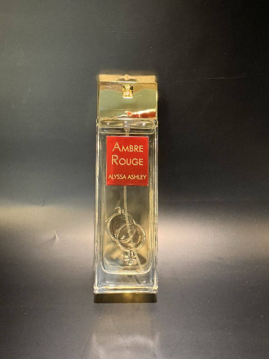 Profumi & Eau de Toilette: Alyssa Ashley | Ambre Rouge – Nuovo (secondo la descrizione) da Cham venduto da van_x2kn