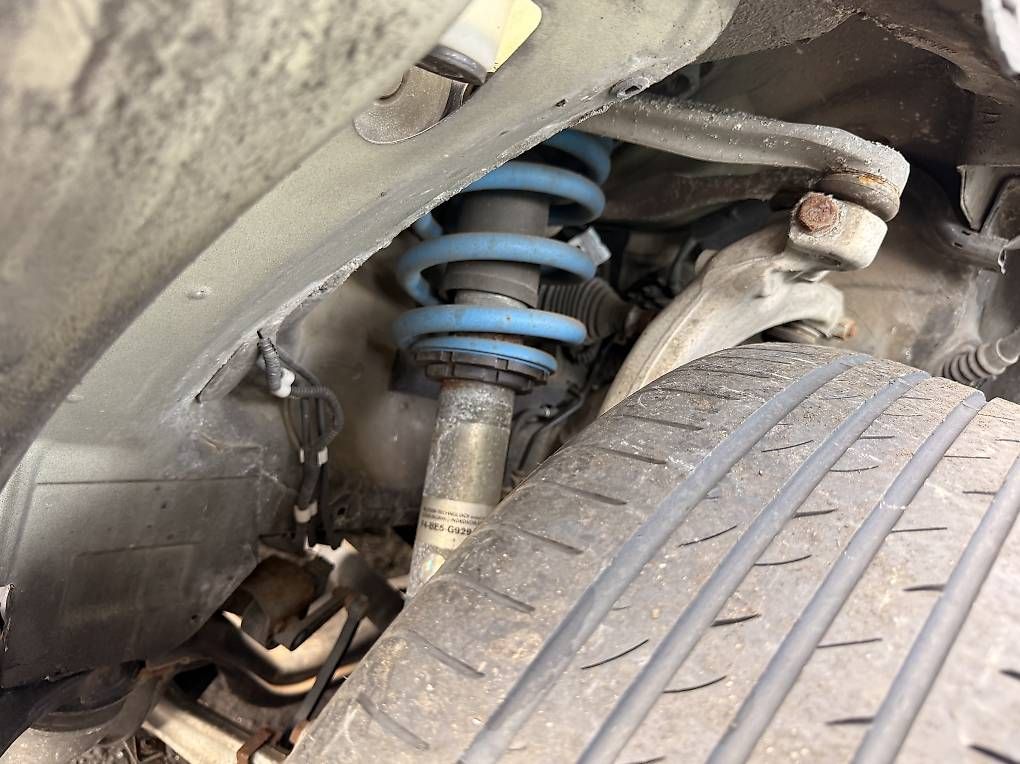 Tutti pezzi di ricambio auto: Audi S4 Ersatzteile  – Usato da Udligenswil venduto da Sch2s 8