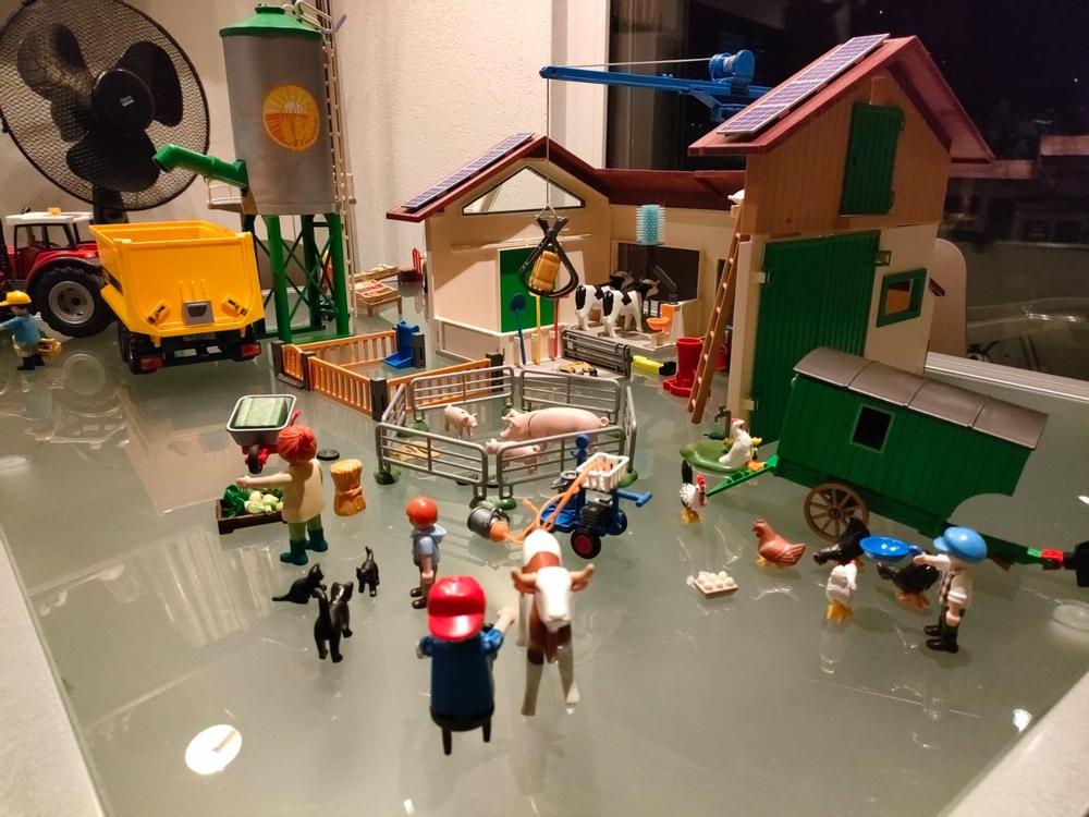 Playmobil 70131 - country la ferme - grand tracteur avec remorque