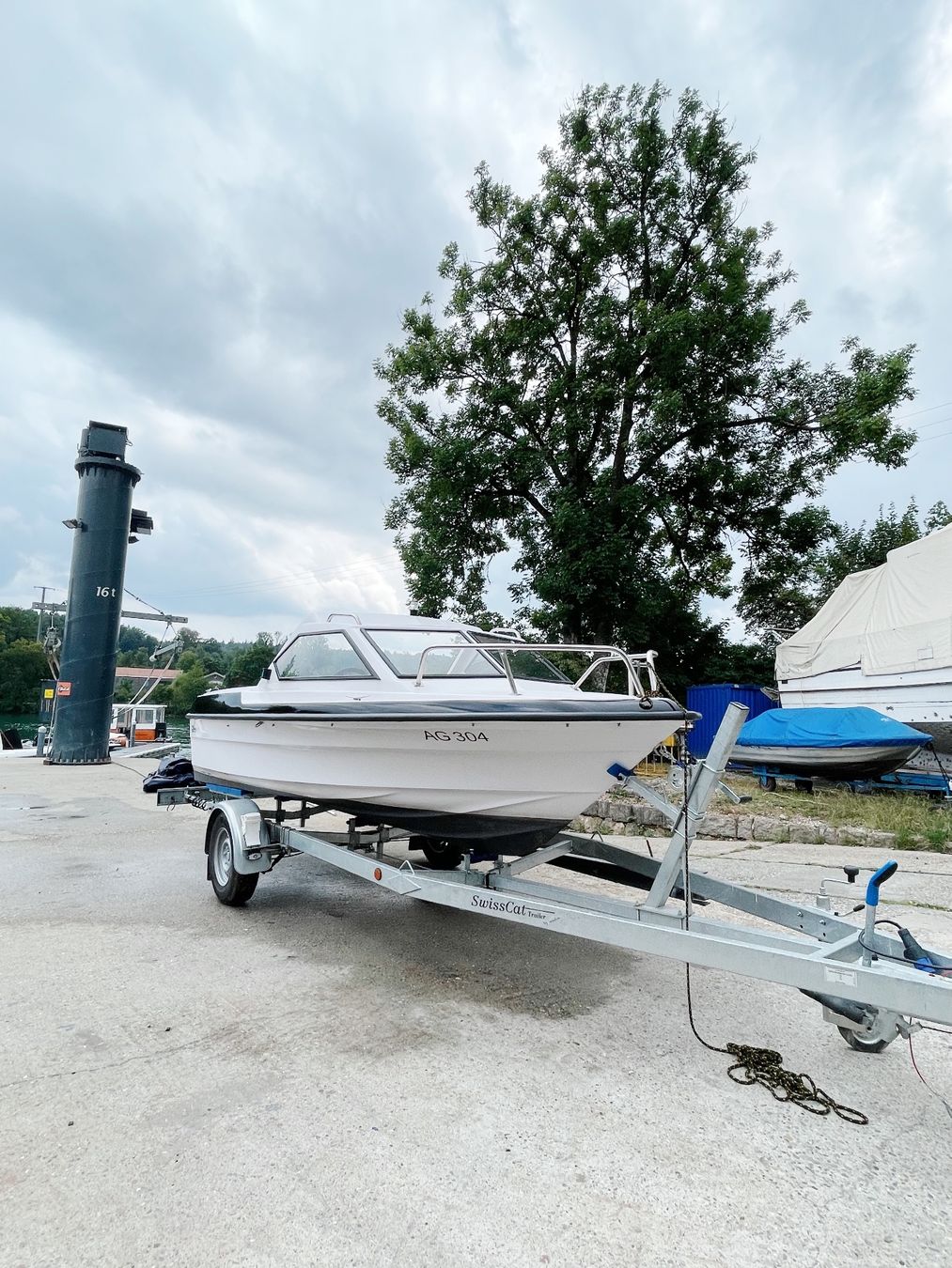 Barche: Motorboot Skibsplast mit Trailer und 8PS Honda – Usato da Solothurn venduto da Eduka72