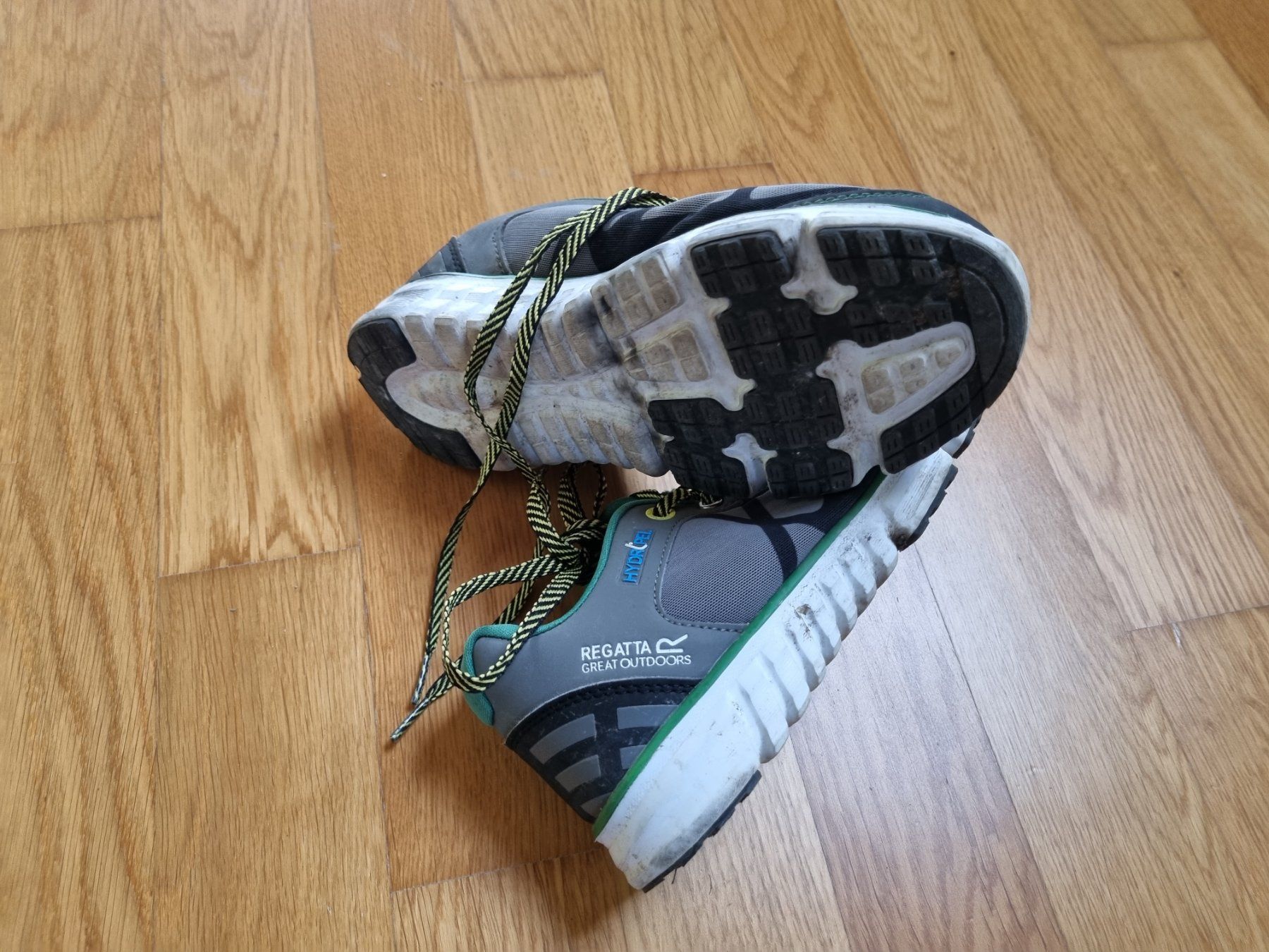 Scarpe da uomo: Turnschuhe, Marke Regatta, Grösse 33 – Usato da Rothenfluh venduto da Sawi80 3