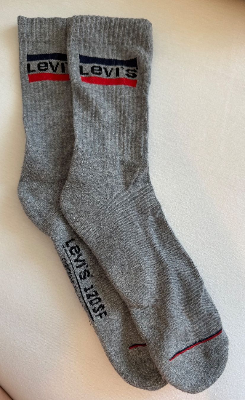Socken: Socken Levi's – Neu (gemäss Beschreibung) aus Arbon von flowerandfound