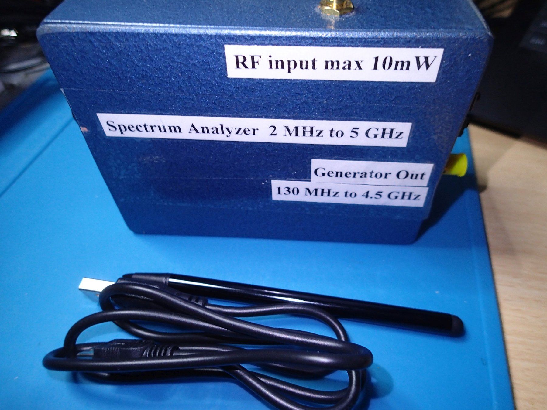 Radiocomunicazione: Softmark Spectrum Analyzer und Signalgenerator – Usato da Zürich venduto da youelec 2