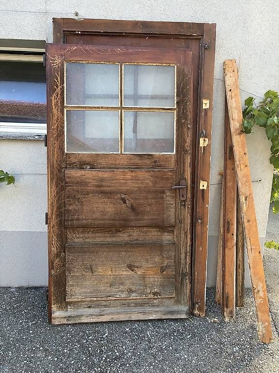 Portes: Vieille porte  – D'occasion à Granges-Marnand par luciole04