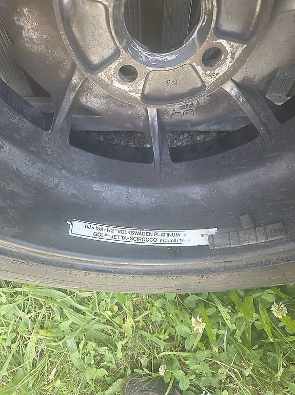 Pirelli Cerchioni: 6 cerchi lega Pirelli – Usato da Arcegno venduto da den_jcg5 2