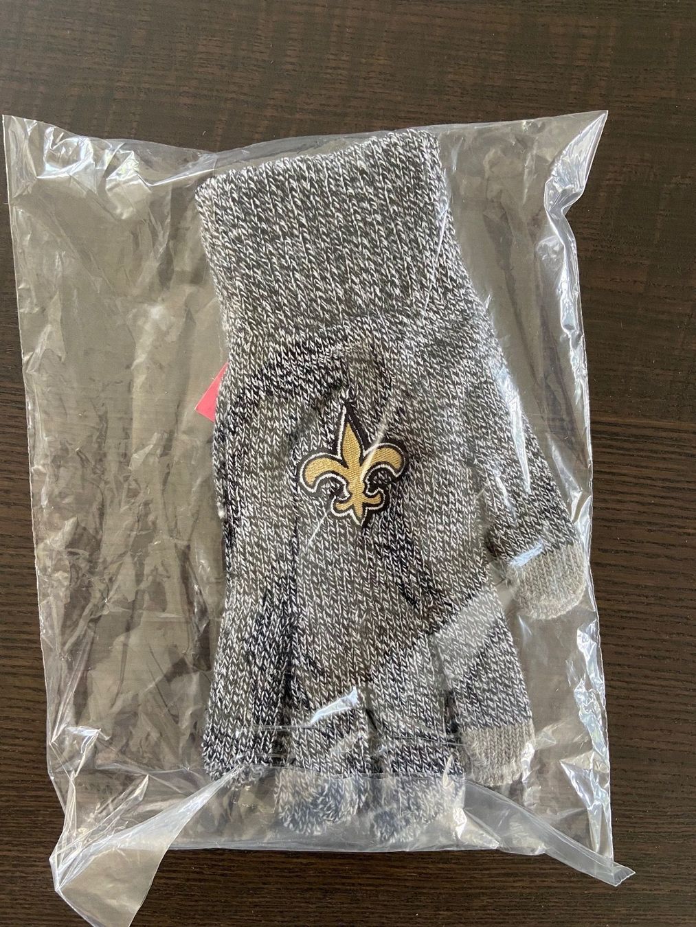 Guanti & manicotti: New Orleans Saints Handschuhe – Nuovo e nell'imballaggio originale da Muttenz venduto da US_Sport_Schweiz