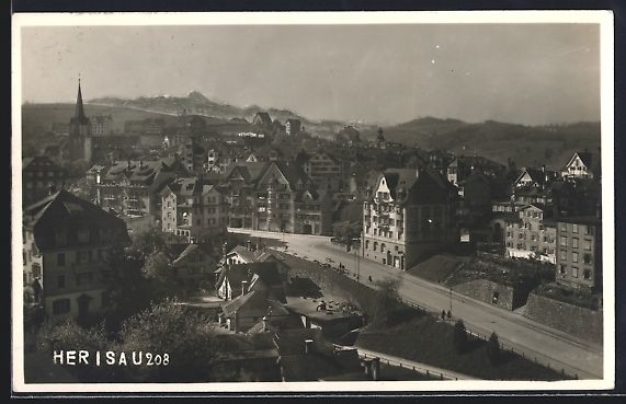 Cartes postales: AK Herisau, Strassenpartie mit Kirche – D'occasion à Berlin par bartko-reher