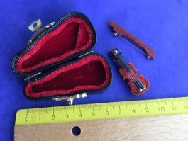 Mini Geige mit Geigenkasten zum Öffnen