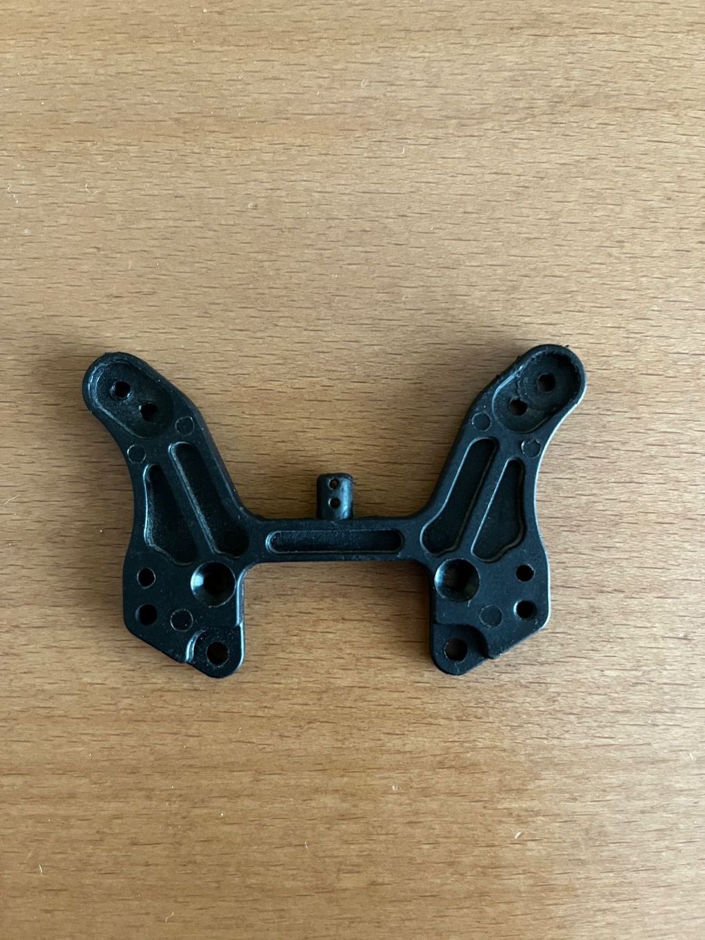 Absima Modellismo RC: Dämpferbrücke vorne Absima AB3.4 – Nuovo e nell'imballaggio originale da Seuzach venduto da meekmeek