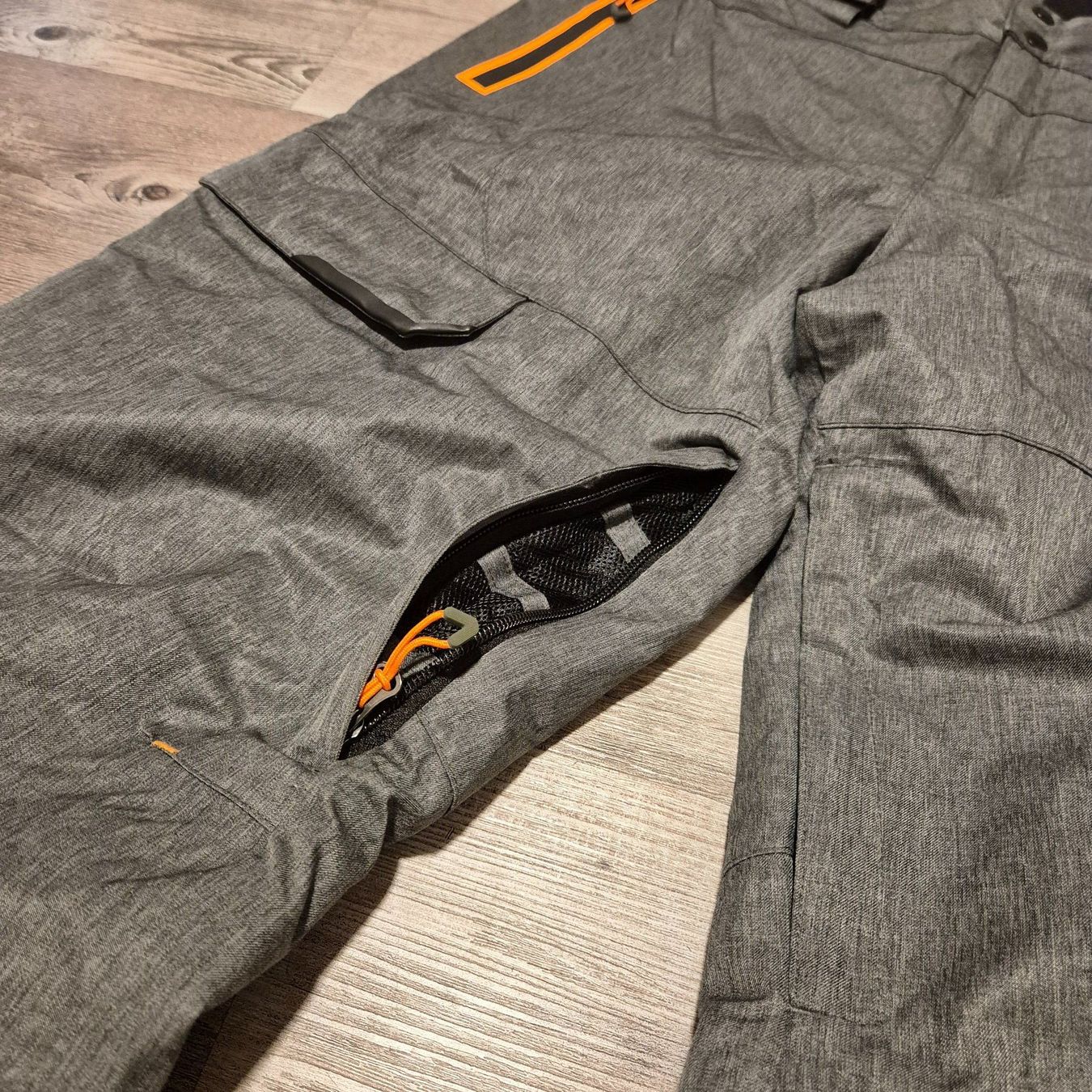 Hosen: Pantalon de ski – Gebraucht aus Porrentruy von Nos_petites_affaires 2